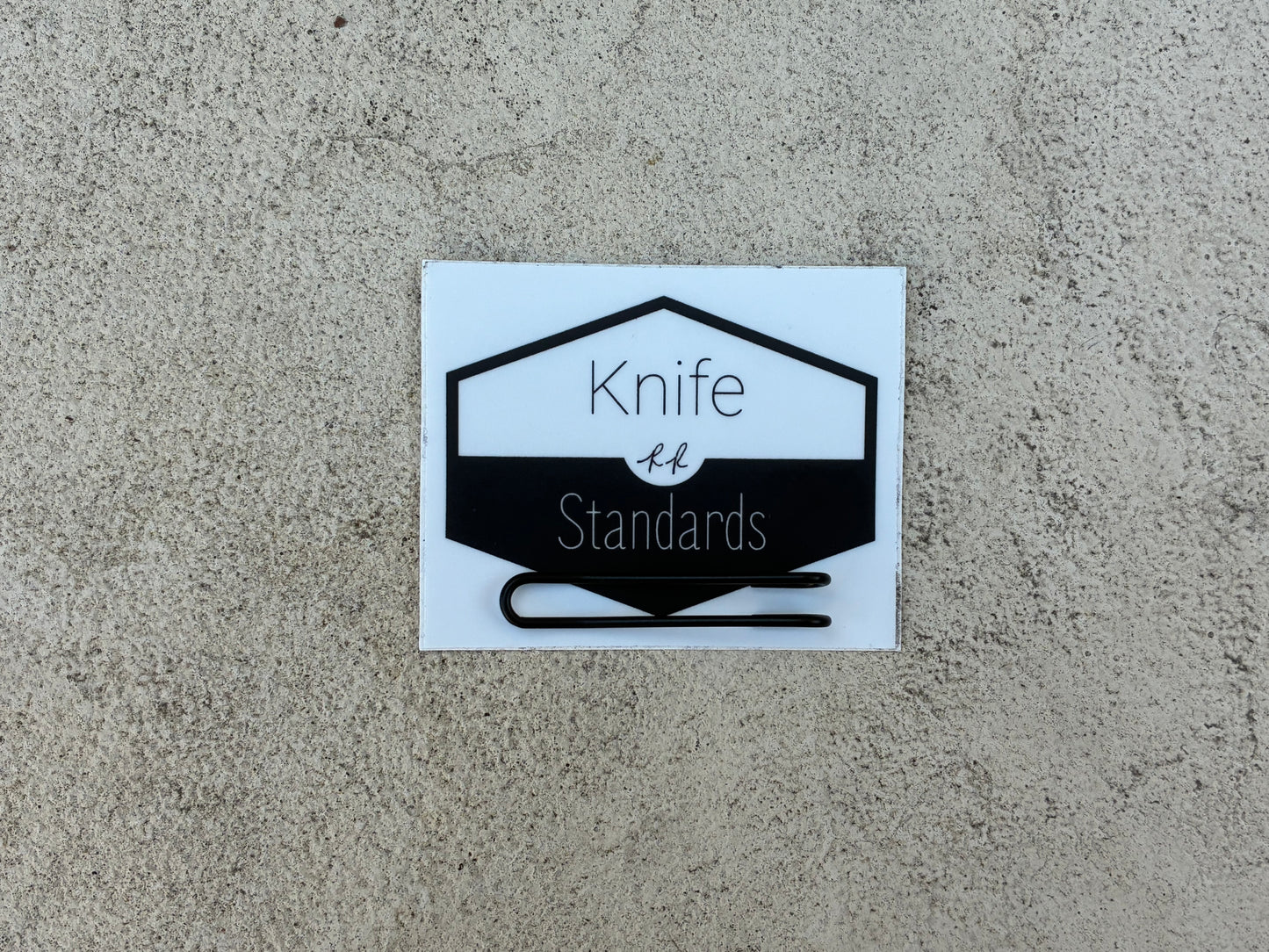 Wire Clip 'Black Out'