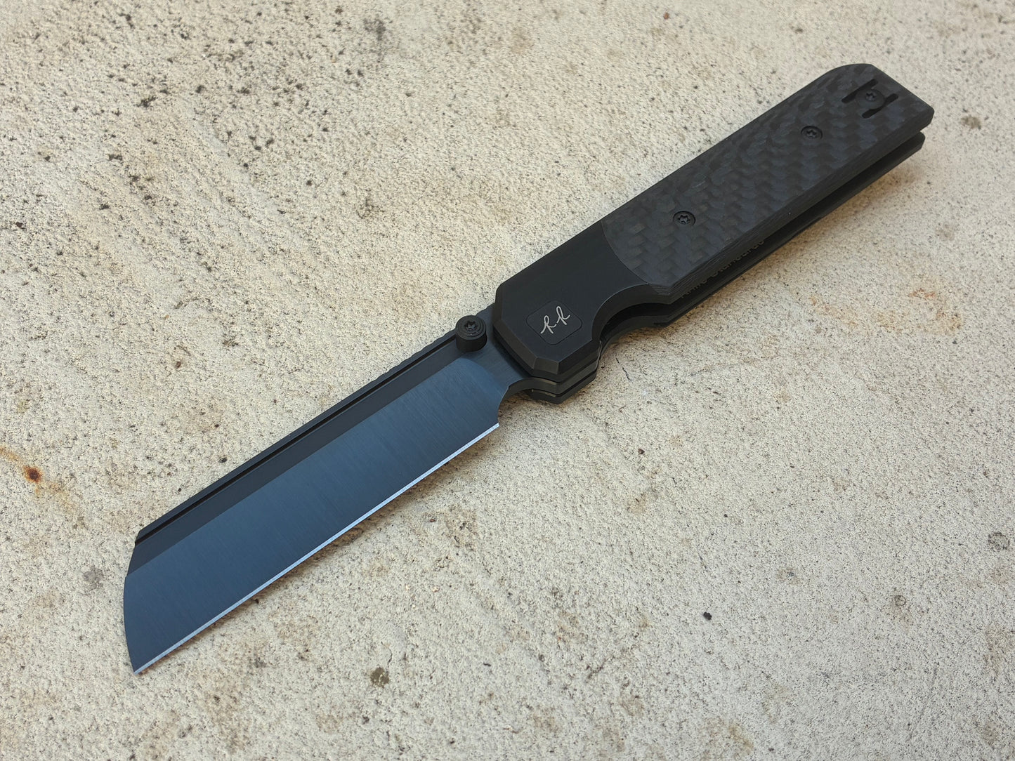 The RR Station 'Classic Blackout'